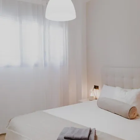 Zamorano Apartment *