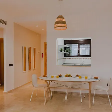 Zamorano Apartment *
